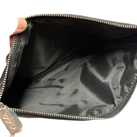 New Borboleta Black Pebbled Travel Make Up Bag Silver Tone Zipper Faux Leather - Picture 5 of 7